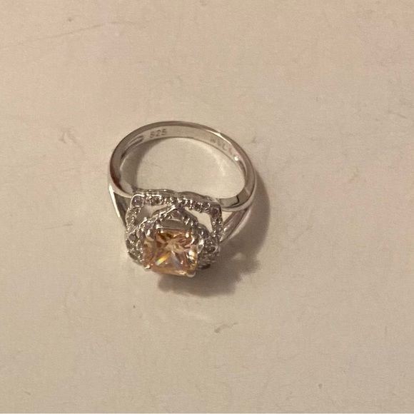 NEW AVON Sterling Silver Peach ring size 6 - Picture 2 of 5
